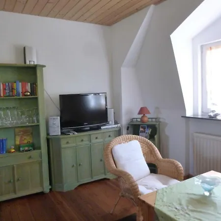 Herrenhaus Poppelvitz 別荘