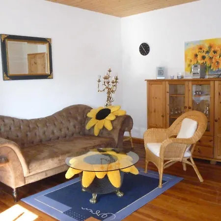 Nyaraló Herrenhaus Poppelvitz *