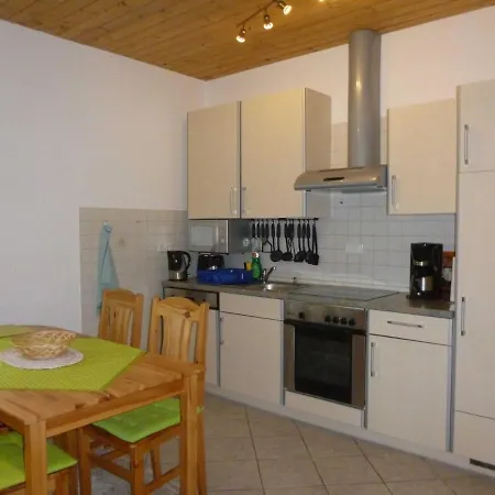 Holiday home Herrenhaus Poppelvitz *