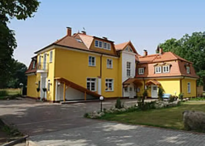 בית נופש Herrenhaus Poppelvitz